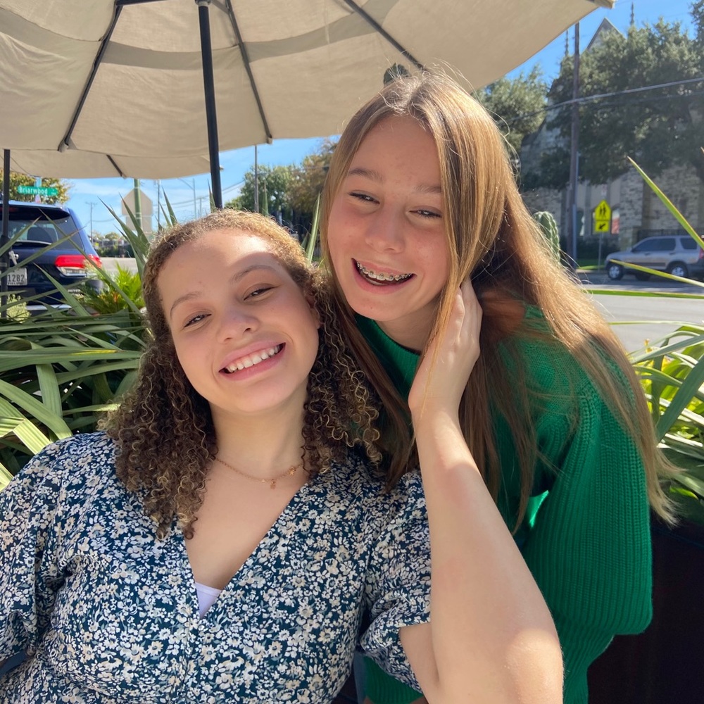 Meet your Posher, Ana